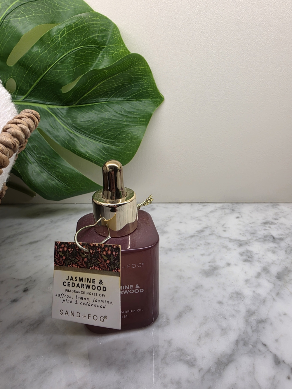 Jasmine & Cedarwood Perfume Oil - Rose